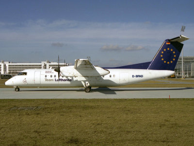 DHC 8-200 D-APAD 