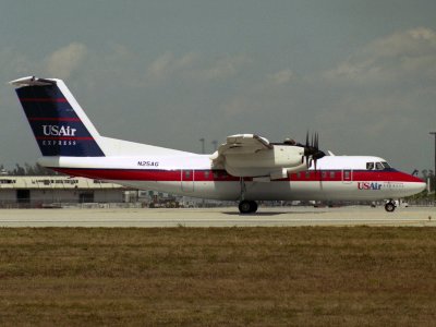 DHC Dash7  N25AG