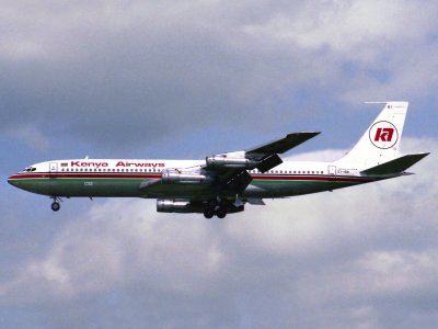 Boeing 707-320  5Y-BBI  
