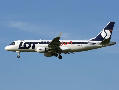 special '100th ejet' titles at LHR on 26-09-09.