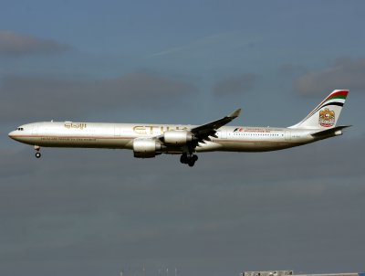 A340-600  A6-EHF