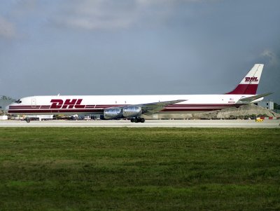 DC8-73F  N807DH