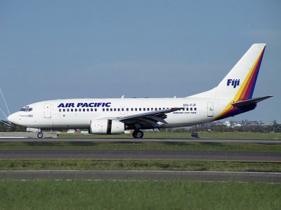 B737-700  DQ-FJF