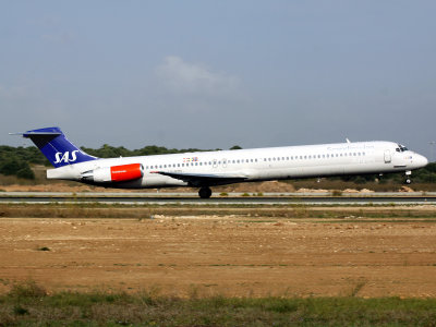 MD-82  LN-RMS