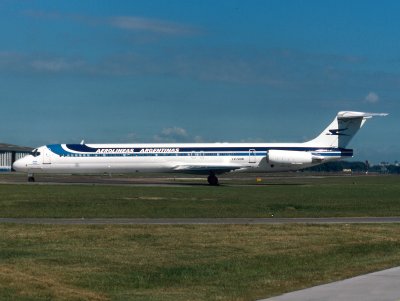 MD-83  LV-VGB