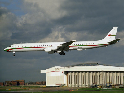 DC8-71  A40-HMQ