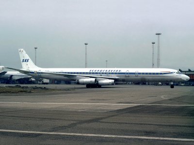 DC8-63  OY-KTF