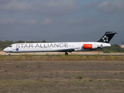 MD-82  OY-KHE 