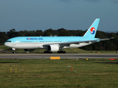 B772  HL-7575