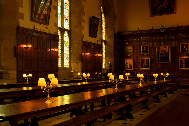 Dining Hogwart-style at New College, Oxford