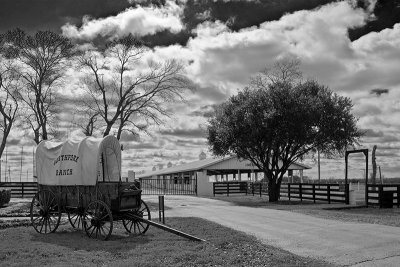 Wagon & barn