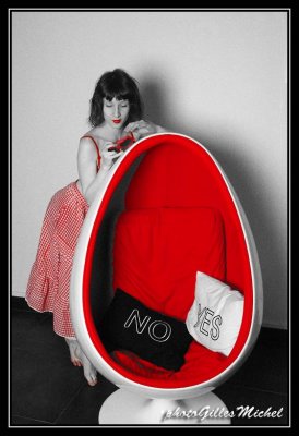 Nina red, out of egg