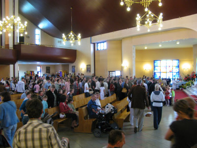 Easter Saturday congregation