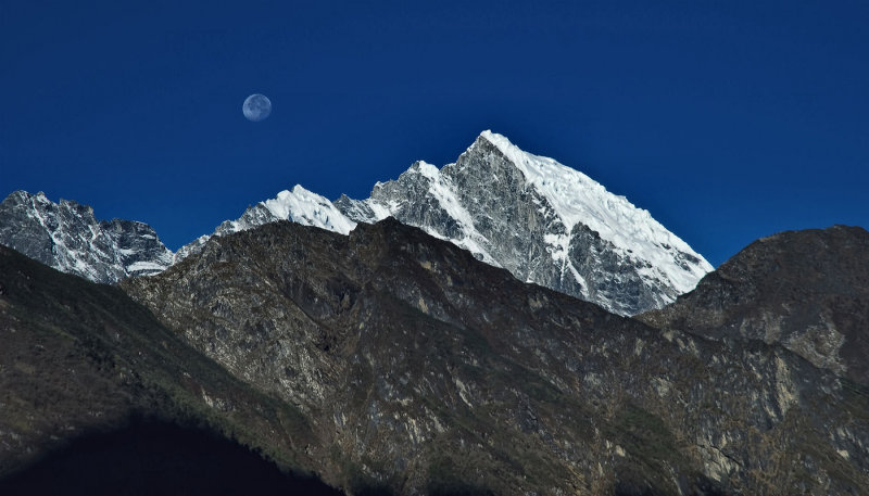 Moon over Lukla