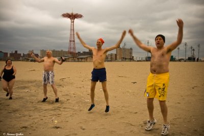 Polar Bears work out