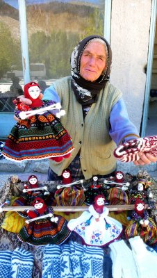  Turkish  doll seller
