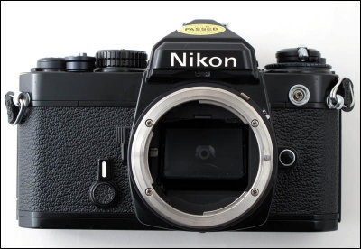 02 Nikon FE Black Body.jpg