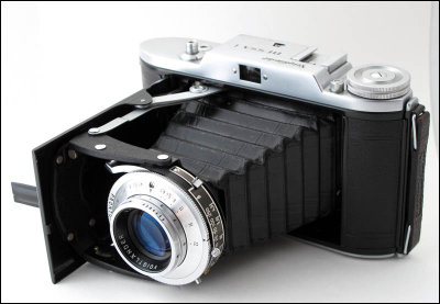 01 Voigtlander Bessa I.jpg