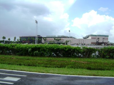 We took most of a day and just headed towards the beach and then after walking along the beach for probably 3/4's to a mile, we headed south, driving thru several of the coastal cities.  Between Tampa and Redington Beach we saw this along dog racing track adjacent to our highway. 