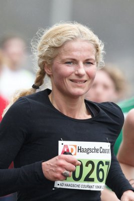 3X2G15734.jpg