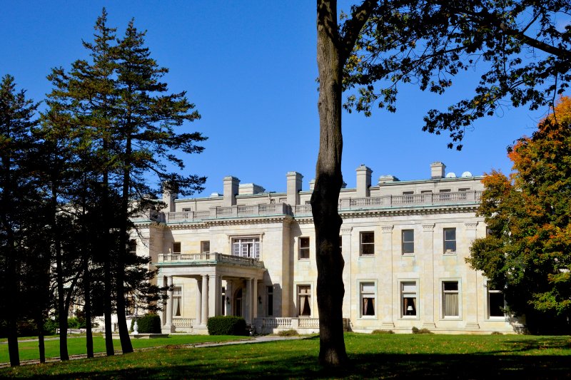 Winfield Hall, Glen Cove