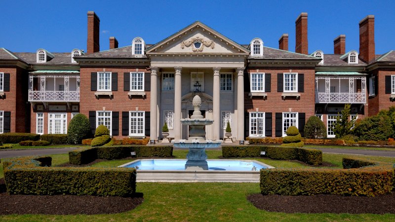 Glen Cove Mansion