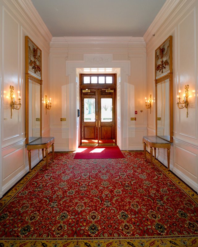 Glen Cove Mansion