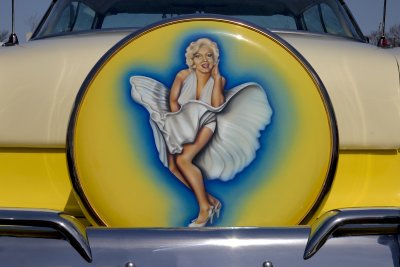 Marilyn on a Ford