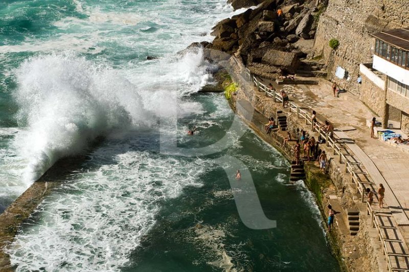 A Piscina Ocenica de Azenhas do Mar