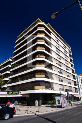 Edifcio na Avenida da Repblica n. 85 (Arq.s Cristvo Laginha, Pedro Cid e Vasconcelos Esteves - 1966)