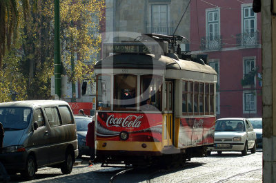 Largo das Portas do Sol