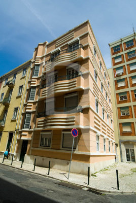 Edifcio de habitao na Rua Eiffel, n 9 (Arq. Cassiano Branco)