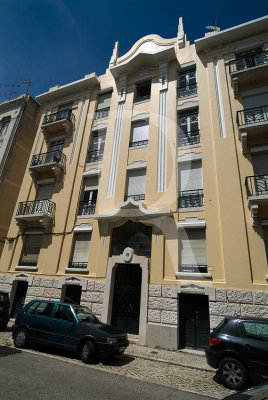 Edifcio de habitao na Avenida Barbosa du Bocage (Arq. Manuel Norte Jnior - 1930)