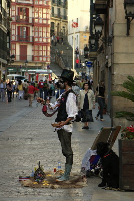 Street performer.jpg
