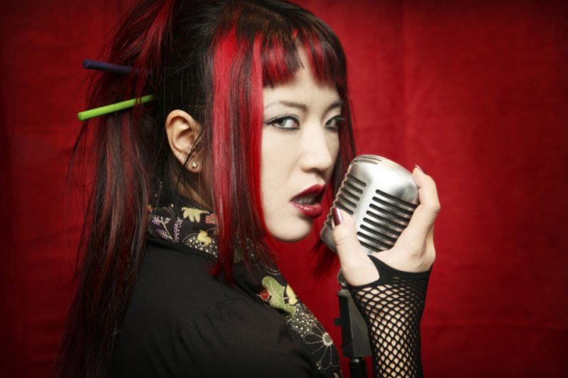 Lamia Cross
