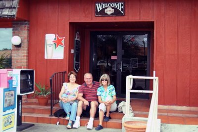 October 2008 - Linda Mitchell Grother, Don and Brenda at the last Lums restaurant in the southeastern USA