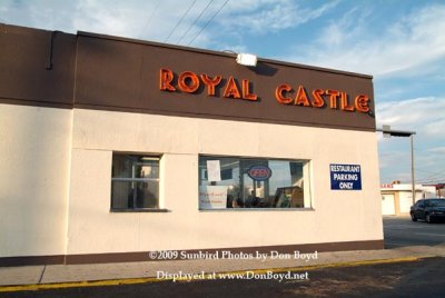 2009 - the newly reopened Arnolds Royal Castle at 12490 NW 7th Avenue, North Miami