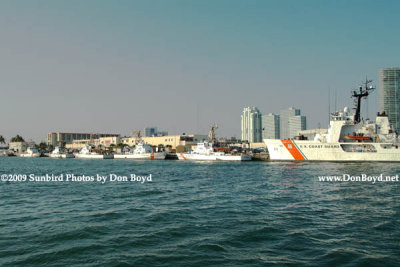 2009 - the Coast Guard Base (Sector Miami) on Causeway Island with Miami Beach in the background (#1631)