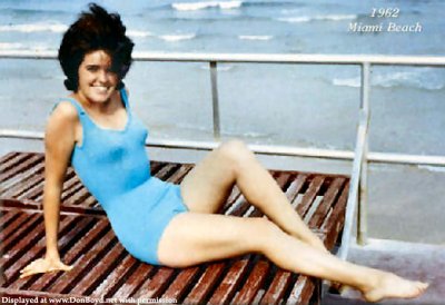 1962 - Jona Mulvey posing on Miami Beach
