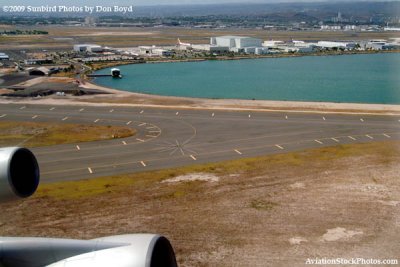 Lifting off from HNL's runway 8-right onboard Northwest Airlines flight 802 B747-451 N664US