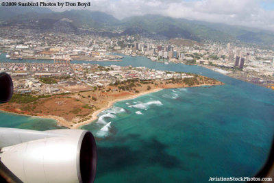 Climbing offshore of Honolulu onboard Northwest Airlines B747-451 N664US