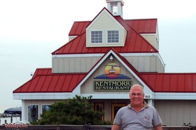 April 2010 - Don Boyd in front of the Kentmorr Restaurant, one of his favorite seafood restaurants of all time