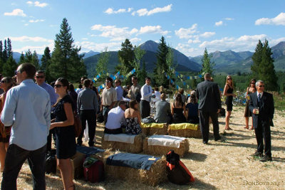 Guests gathering at Justin and Erica's wedding site (2658)