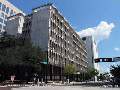 2010 - facing northeast at the Federal Building on Zack Street in Tampa  (#4123)