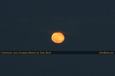 2010 - the Harvest Moon rising as seen from Southwest flight 2380 from FLL to BNA