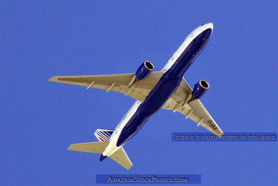 2010 - the inaugural Transaero B777-222/ER EI-UNX flight to MIA from Moscow (DME) on approach over Miami Lakes