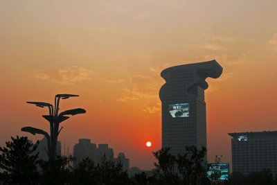 The Setting Sun..in the city haze..!!