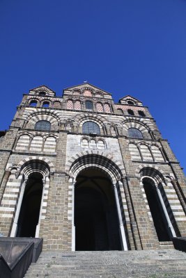 Front Entrance, Notre Dame Cathedral, Le Puy-en-Velay.. LePuy