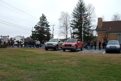 The line stayed pretty constant in the Dingman Township parking lot