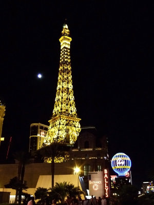 Paris Hotel at night